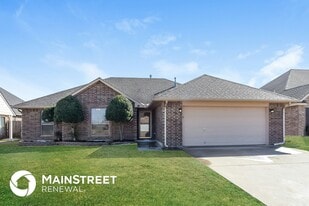 430 NE 23rd Terrace in Newcastle, OK - Building Photo