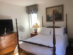 property at 2351 Audubon Dr