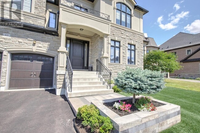 85 Spring Hill Dr in King, ON - Building Photo - Building Photo