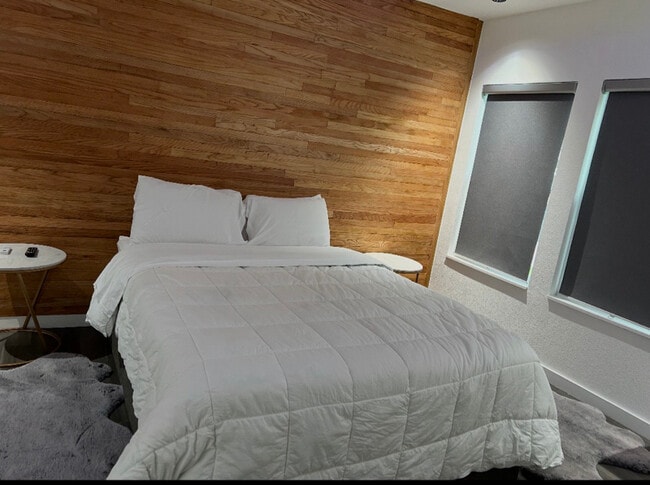 4813 Owenwood Ave in Dallas, TX - Building Photo - Building Photo