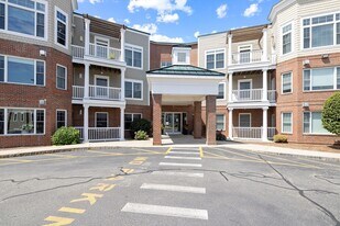 855 Main St in Woburn, MA - Building Photo