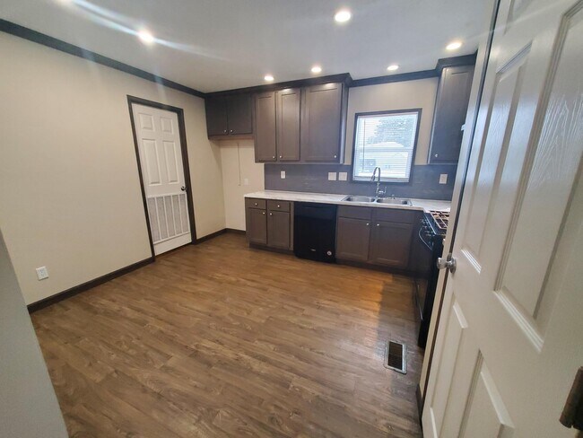 6 Swallow Ct in Orion Township, MI - Building Photo - Building Photo