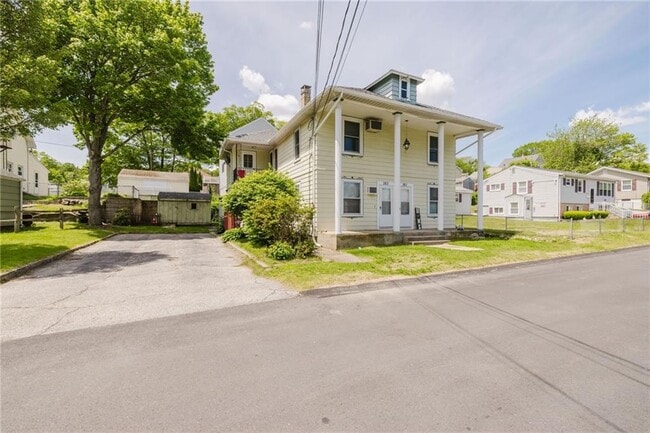 263 St Barnabe St in Woonsocket, RI - Building Photo - Building Photo