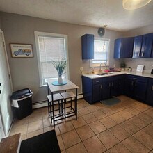 56 Longmont St in Providence, RI - Building Photo - Building Photo