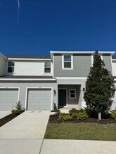 7627 WATERSCAPE Dr in Groveland, FL - Building Photo - Building Photo
