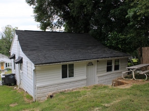 2110 Hawthorne St in Kingsport, TN - Building Photo - Building Photo