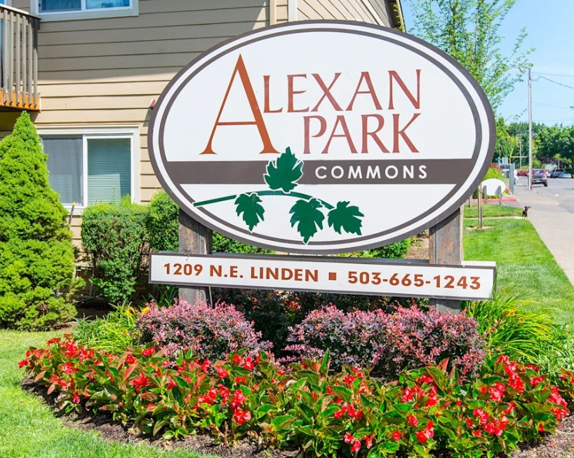Alexan Park Commons in Gresham, OR - Foto de edificio