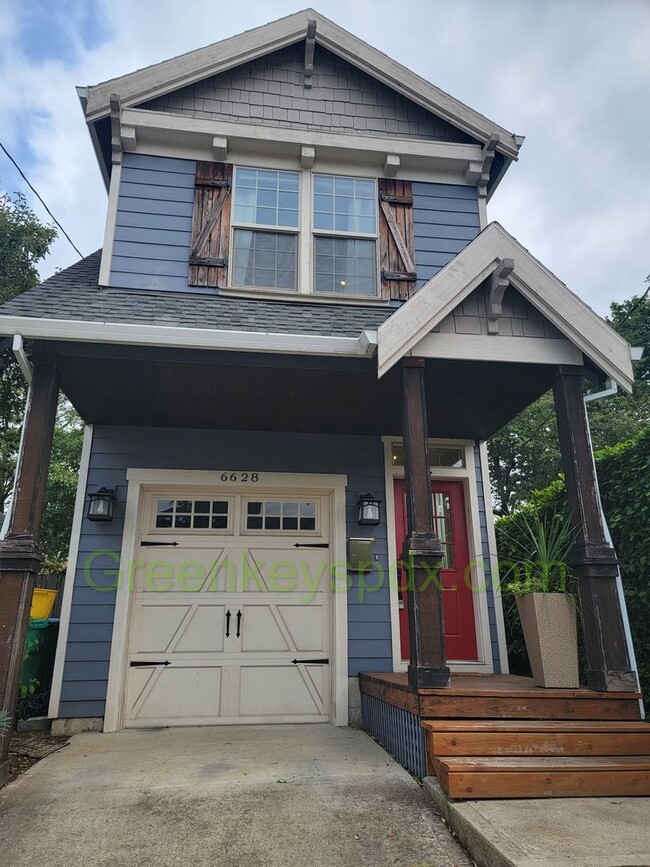 property at 6628 N Kerby Ave