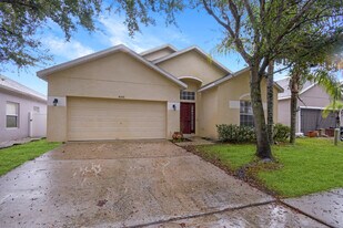 4306 Hidden Meadow Dr in Kissimmee, FL - Building Photo