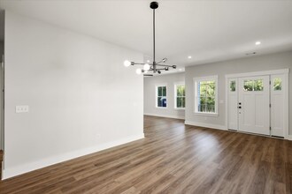 5406 Mildred St in Savannah, GA - Building Photo - Building Photo