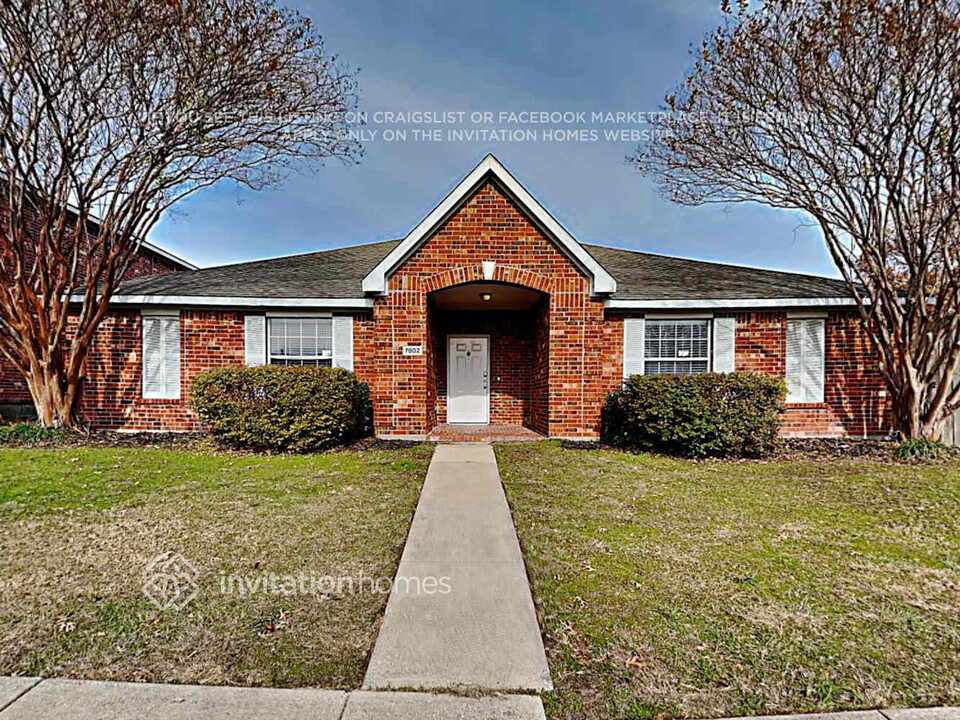 7802 Coral Way in Rowlett, TX - Building Photo