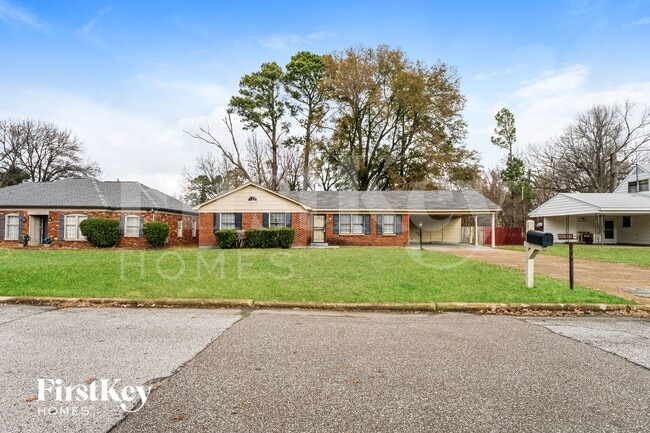 property at 2024 Janis Dr