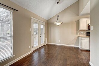 3915 Stovepipe Ln in Sugar Land, TX - Building Photo - Building Photo