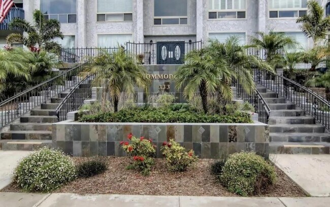 333 Orange Ave in Coronado, CA - Building Photo - Building Photo