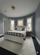 5 Ellis Ave in Lowell, MA - Building Photo - Building Photo