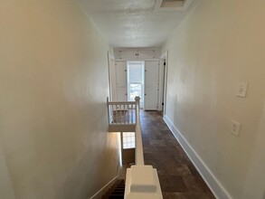 119 W Poplar St in Grove City, PA - Building Photo - Building Photo