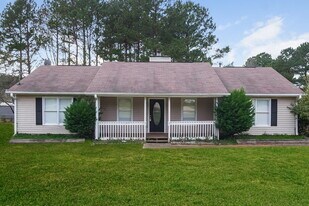 350 Anna Ave in Palmetto, GA - Building Photo