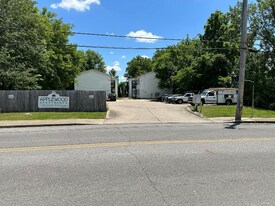 1506 Batts Blvd, Unit Unit 1 in Springfield, TN - Building Photo