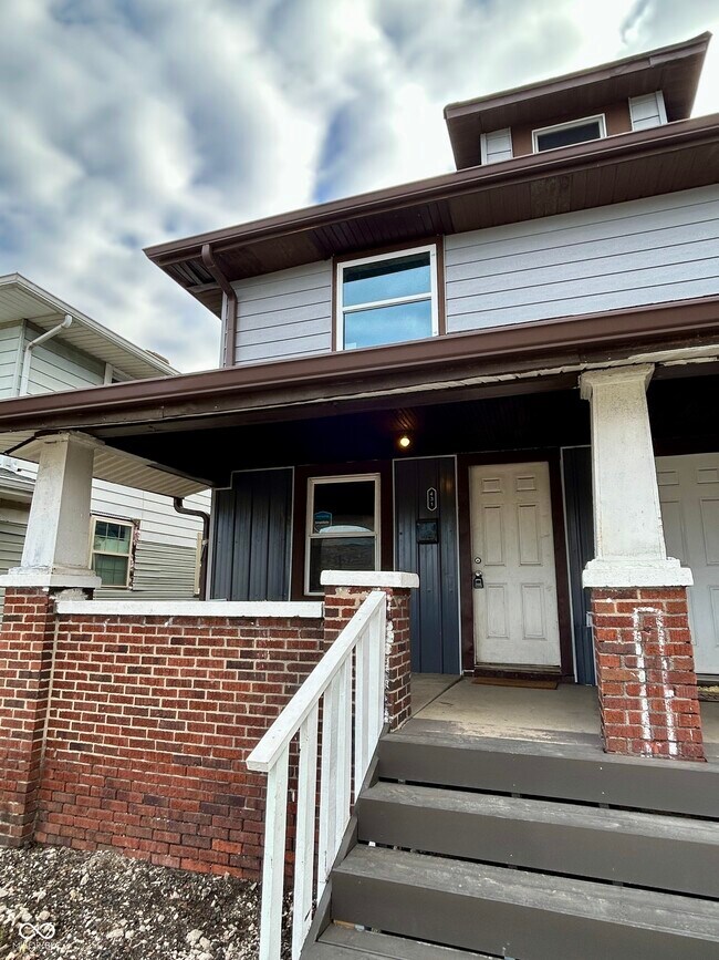 431 N Oakland Ave in Indianapolis, IN - Building Photo - Building Photo
