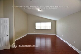 7420 NW 65th Ln in Parkland, FL - Foto de edificio - Building Photo