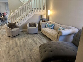 10371 West 33rd Ct in Hialeah, FL - Building Photo - Building Photo