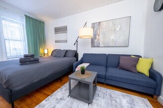 1369 1st Ave, Unit SI ID1256855P in New York, NY - Building Photo - Building Photo