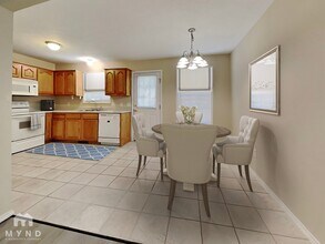 516 E Denton Cir in Republic, MO - Foto de edificio - Building Photo