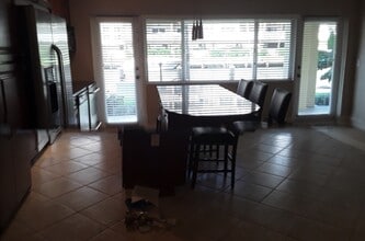 2881 NE 32nd St, Unit 118 in Fort Lauderdale, FL - Foto de edificio - Building Photo