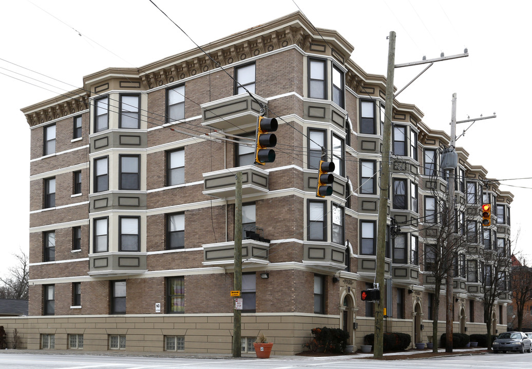 Park Avenue in Cincinnati, OH - Building Photo