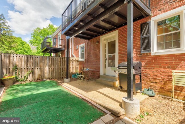 3000 S Columbus St in Arlington, VA - Building Photo - Building Photo