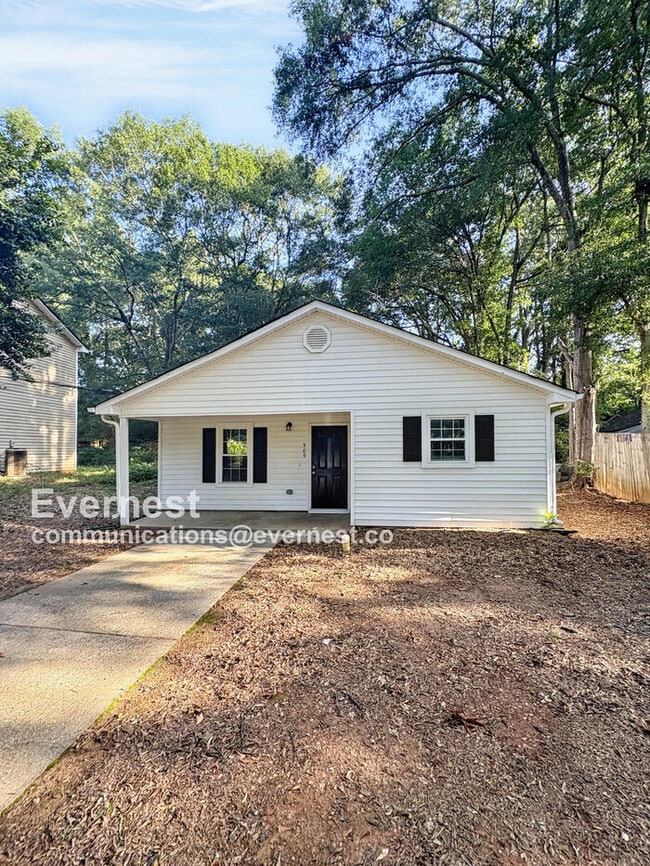 property at 909 Davis St