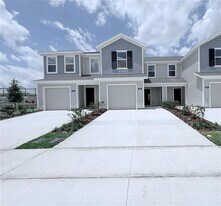 866 Lynx St in Davenport, FL - Building Photo