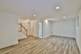 12003 Treeline Way in Rockville, MD - Building Photo - Building Photo