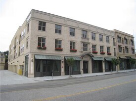 255 W 7th St in Los Angeles, CA - Building Photo