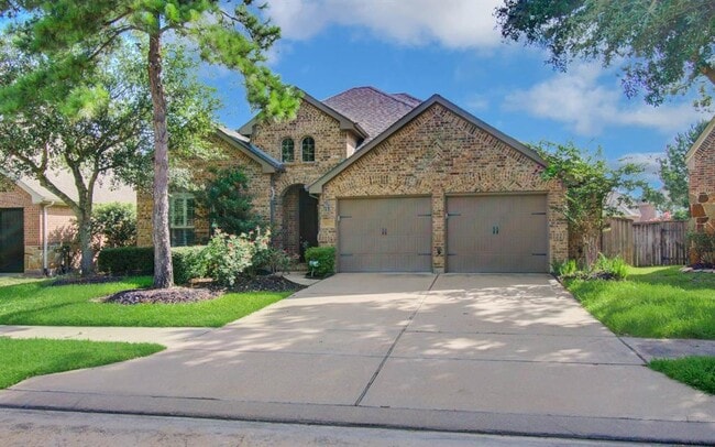 property at 5015 Crystal Wind Ln