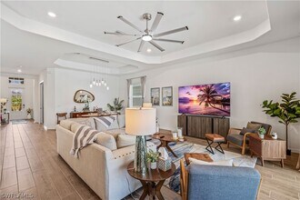 15841 Sugar Hl Dr in Punta Gorda, FL - Foto de edificio - Building Photo