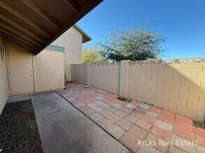 4546 W Continental Dr in Glendale, AZ - Building Photo - Building Photo