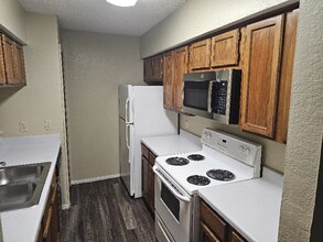 9623 Walnut St in Dallas, TX - Building Photo - Building Photo