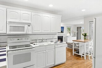 23 Town Ln in East Hampton, NY - Building Photo - Building Photo