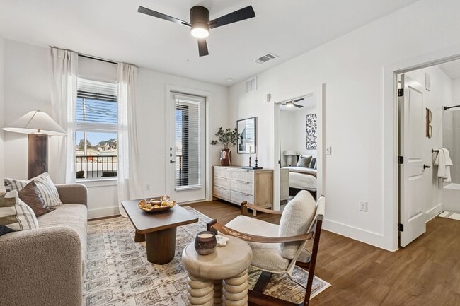 Chapel Park in Waco, TX - Foto de edificio - Building Photo