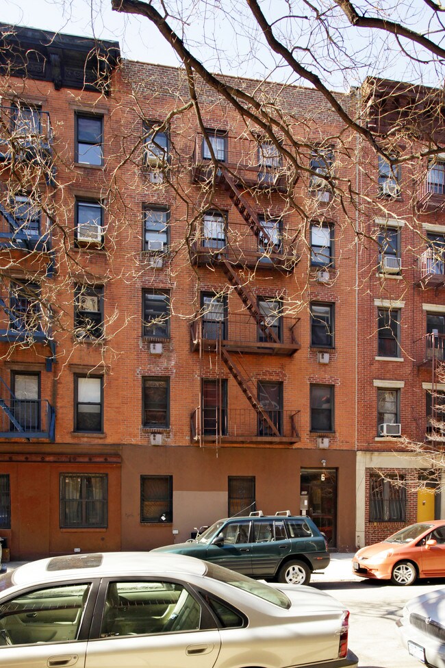 506 E 6th St in New York, NY - Building Photo - Building Photo