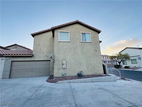 9849 Fountain Walk Ave in Las Vegas, NV - Building Photo - Building Photo