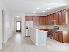 6106 Carver Pines Dr in Katy, TX - Foto de edificio - Building Photo