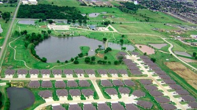 Waters Edge Duplexes in Stillwater, OK - Foto de edificio - Building Photo