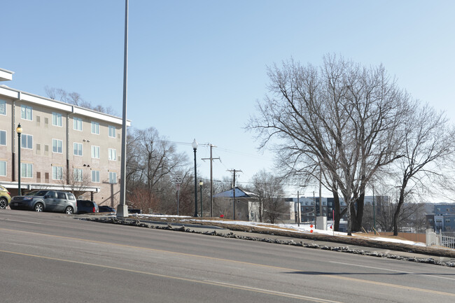 314 W 3rd St in Sioux Falls, SD - Building Photo - Building Photo