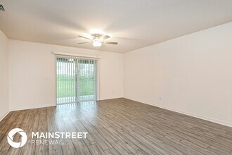 2006 Maple Ln, Unit 130 in Kissimmee, FL - Building Photo - Building Photo