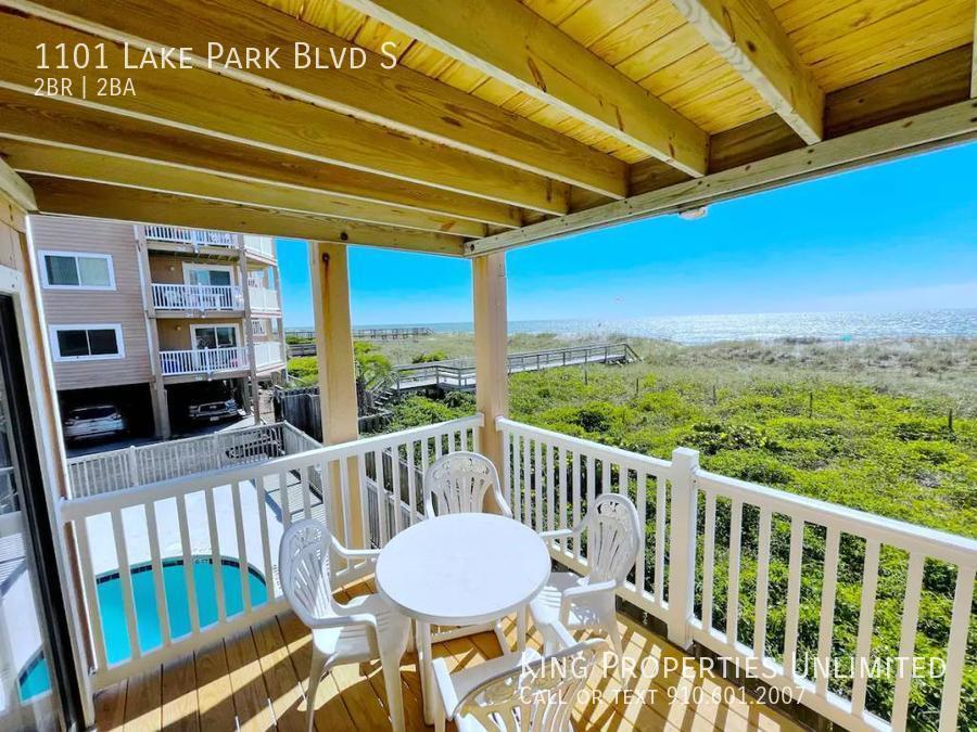 1101 Lake Park Blvd S in Carolina Beach, NC - Building Photo