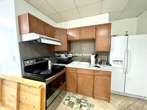 72 Kneeland St, Unit 502 in Boston, MA - Foto de edificio - Building Photo