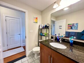 12 Wensley St, Unit 1 in Boston, MA - Building Photo - Building Photo