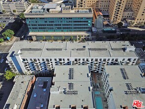 1234 Wilshire Blvd in Los Angeles, CA - Building Photo - Building Photo